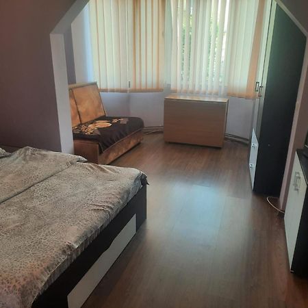 Apartamentul Republicii Alba Iulia Exterior foto